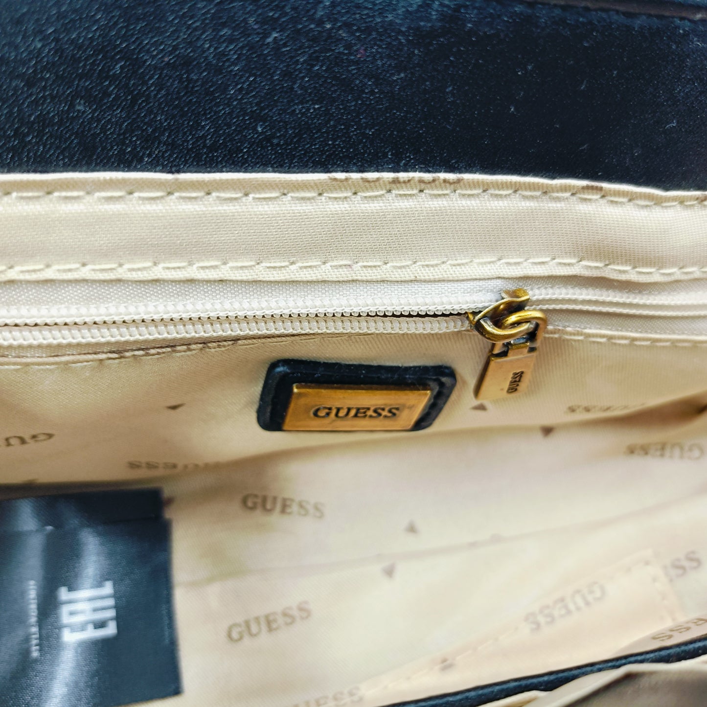 GUESS Signature Crossbody Bag – Midnight Monogram | Gold Logo & Dual Straps