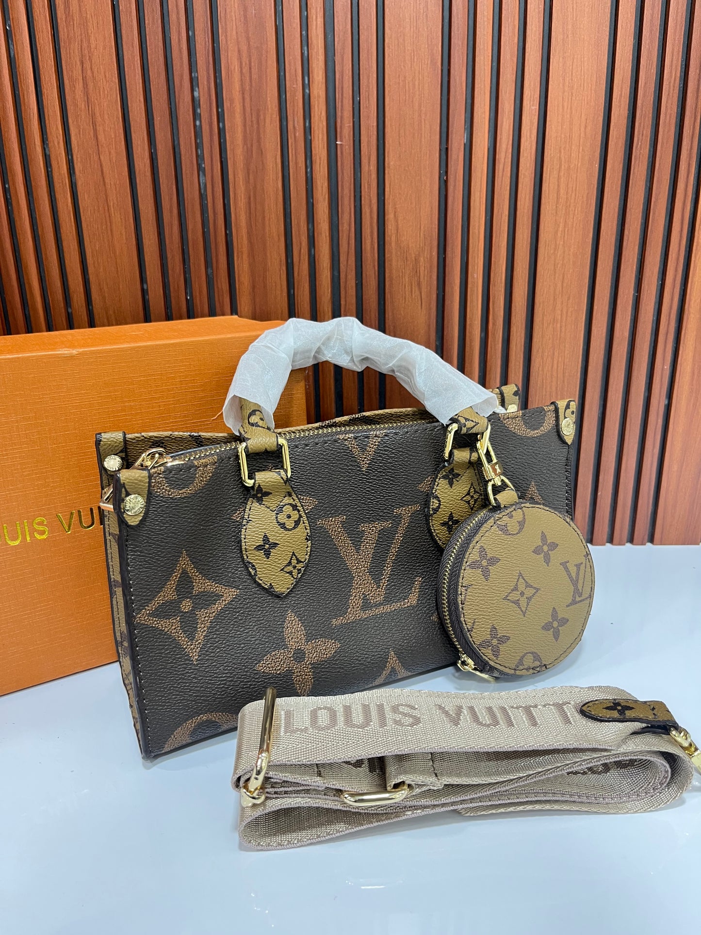 Women (FC)LV OnTheGo East West Handbags