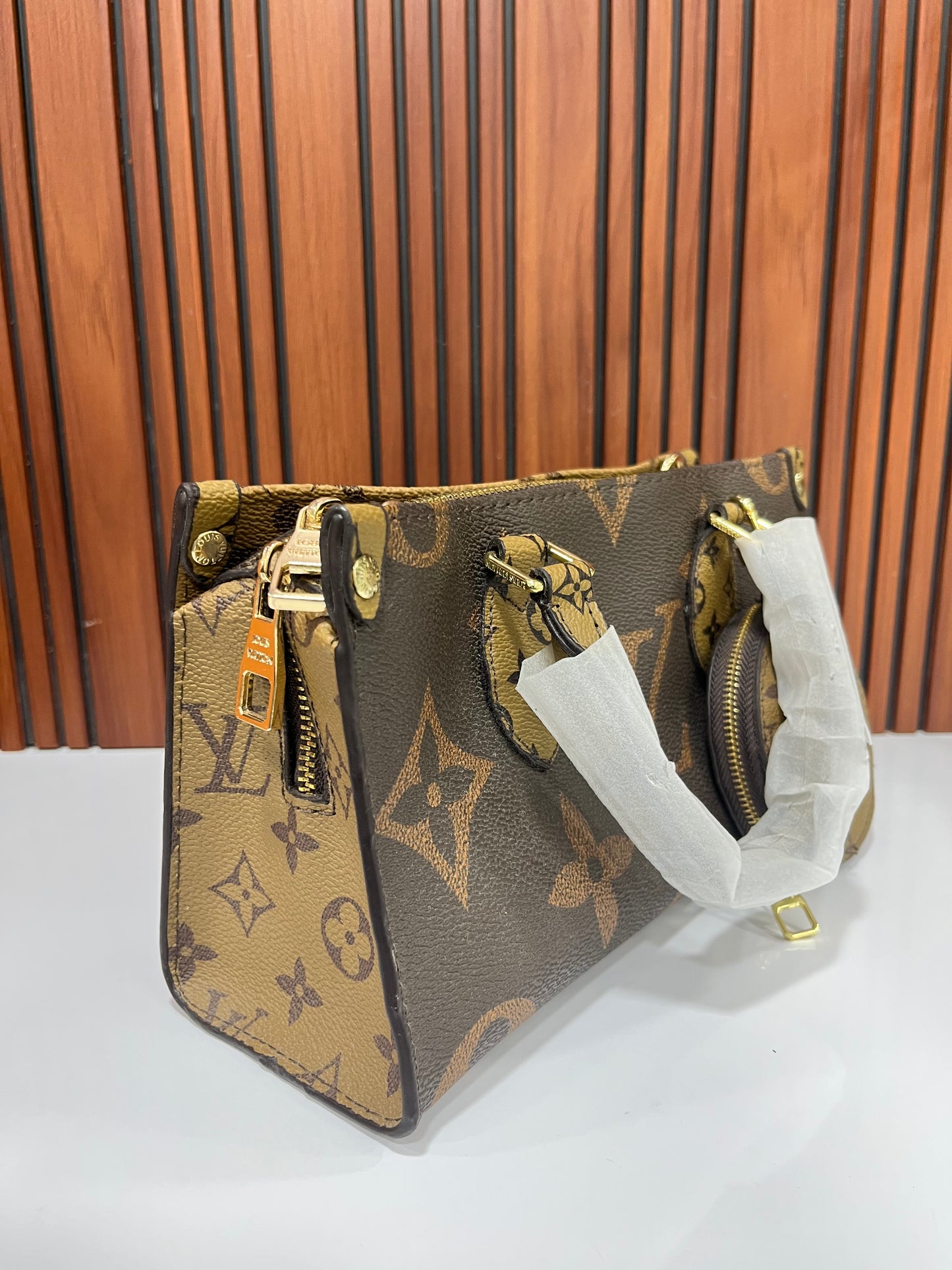Women (FC)LV OnTheGo East West Handbags
