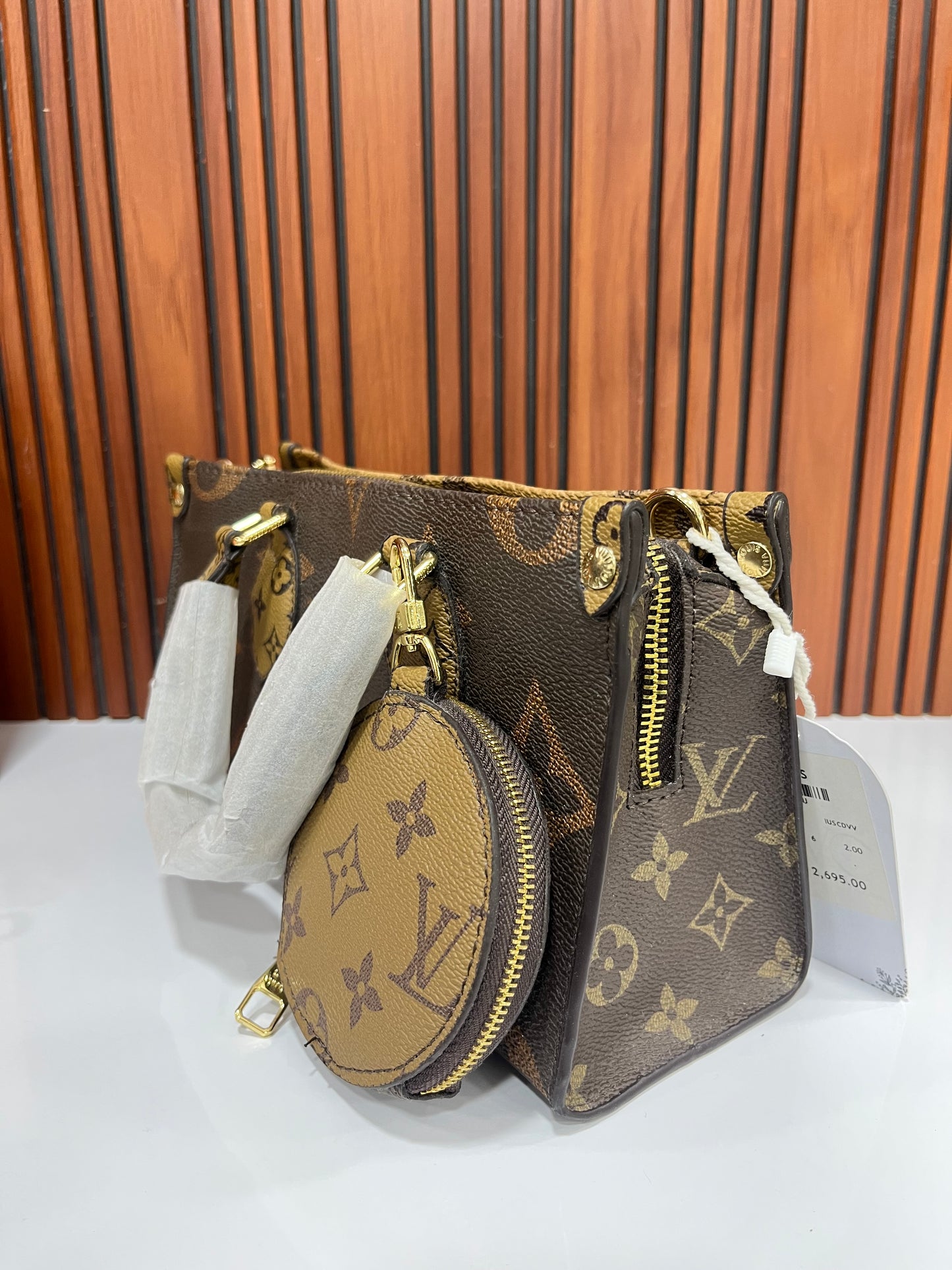 Women (FC)LV OnTheGo East West Handbags